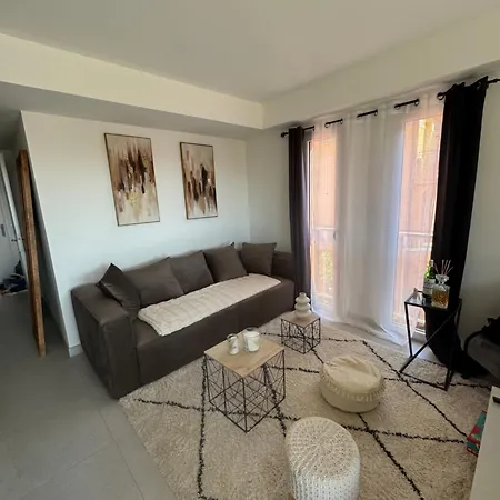 Superbe 3 Pieces Familiale Menton